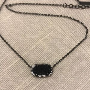 Black Kendra Scott necklace